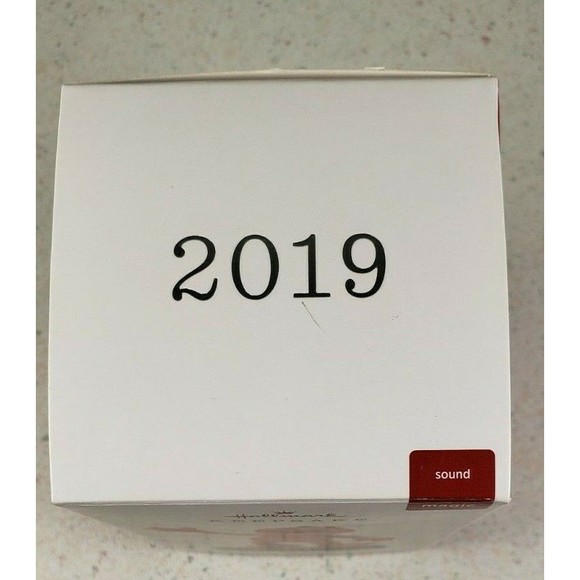 Hallmark Keepsake Ornament Elmo Sesame Street 50th Anniversary 2019 Magic Sound - Picture 5 of 8